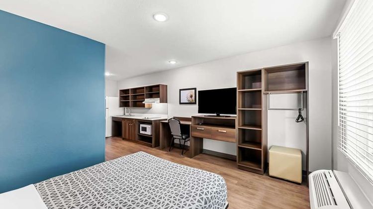 WoodSpring Suites Hudson Port Room
