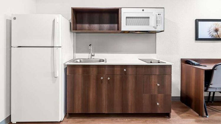 WoodSpring Suites Hudson Port Room