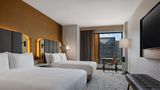 Tempo by Hilton Louisville Downtown NuLu Room