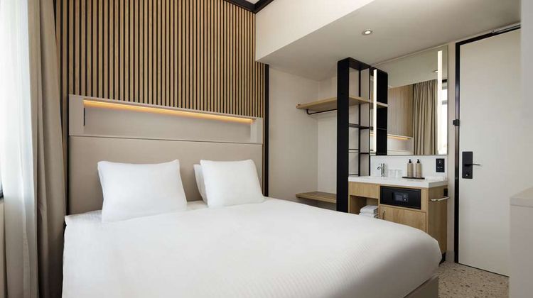 Motto by Hilton Rotterdam City Centre Room