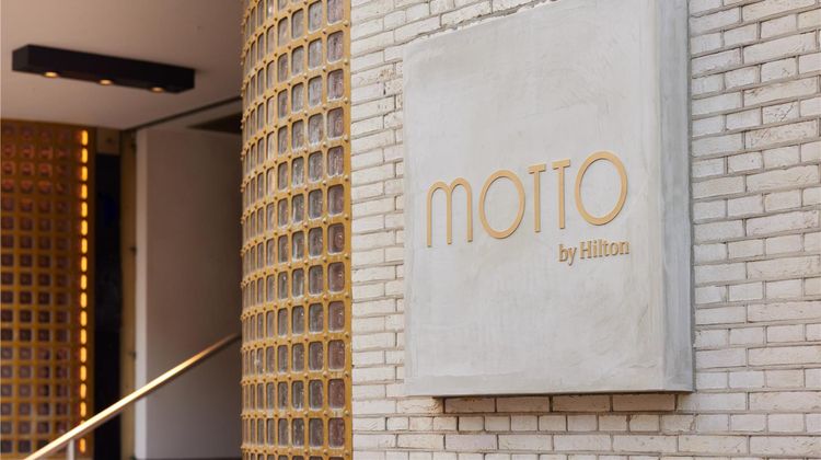 Motto by Hilton Rotterdam City Centre Exterior