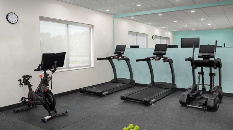 <b>Tru by Hilton DFW West Health</b>. Images powered by <a href="https://iceportal.shijigroup.com/" title="IcePortal" target="_blank">IcePortal</a>.