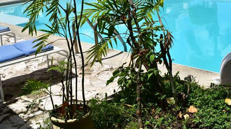 <b>VillaBlanca Garden Beach Hotel Pool</b>. Images powered by <a href="https://iceportal.shijigroup.com/" title="IcePortal" target="_blank">IcePortal</a>.