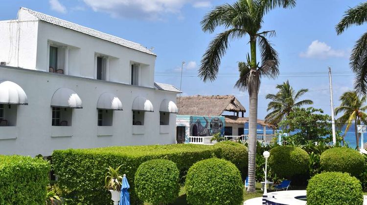 VillaBlanca Garden Beach Hotel Exterior