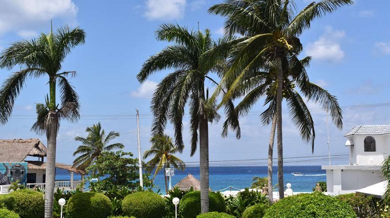 <b>VillaBlanca Garden Beach Hotel Exterior</b>. Images powered by <a href="https://iceportal.shijigroup.com/" title="IcePortal" target="_blank">IcePortal</a>.