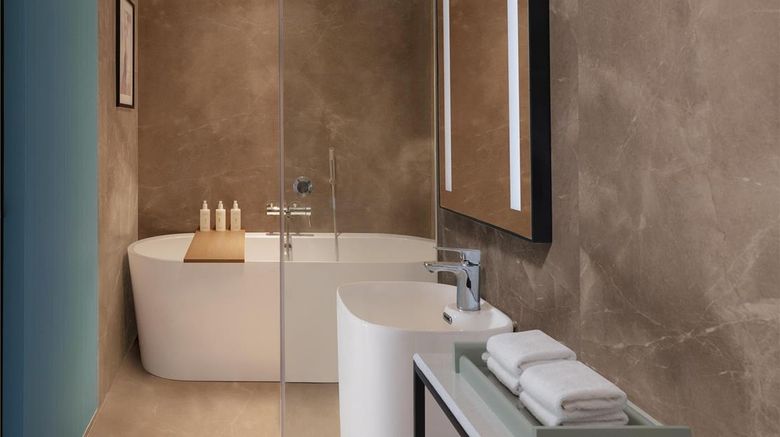 <b>Hilton Garden Inn Surat City Centre Room</b>. Images powered by <a href="https://iceportal.shijigroup.com/" title="IcePortal" target="_blank">IcePortal</a>.