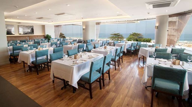 <b>Porto Bay Rio Internacional Hotel Restaurant</b>. Images powered by <a href="https://iceportal.shijigroup.com/" title="IcePortal" target="_blank">IcePortal</a>.
