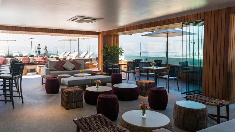 <b>Porto Bay Rio Internacional Hotel Restaurant</b>. Images powered by <a href="https://iceportal.shijigroup.com/" title="IcePortal" target="_blank">IcePortal</a>.