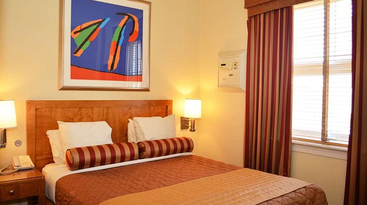 Alexander Inn Room