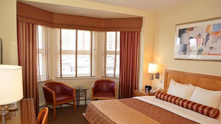 Alexander Inn Room