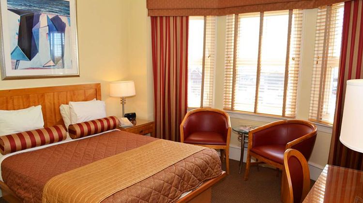 Alexander Inn Room