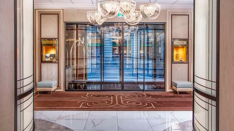 Hotel Bristol Geneve Lobby