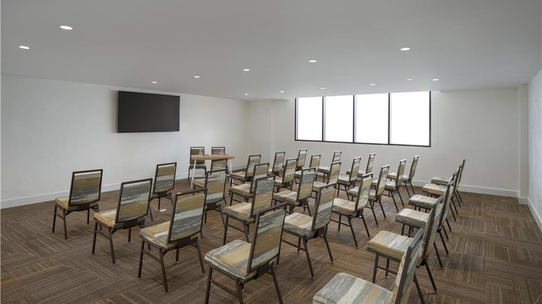 <b>Hilton Garden Inn La Romana Meeting</b>. Images powered by <a href="https://iceportal.shijigroup.com/" title="IcePortal" target="_blank">IcePortal</a>.