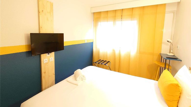 <b>greet hotel Grenoble Centre Gare Room</b>. Images powered by <a href="https://iceportal.shijigroup.com/" title="IcePortal" target="_blank">IcePortal</a>.