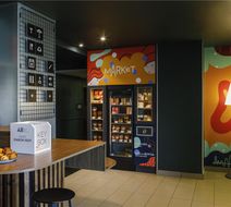 ibis Lyon Meyzieu Exterior