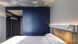 ibis Lyon Meyzieu Room