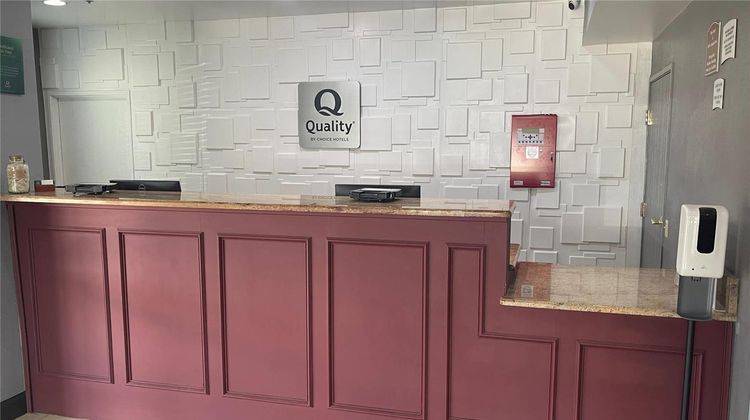 Quality Suites Abilene Mall Area Lobby