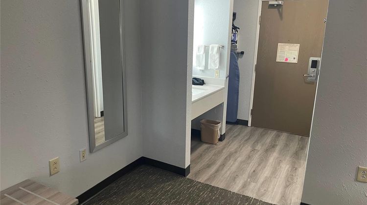 Quality Suites Abilene Mall Area Suite