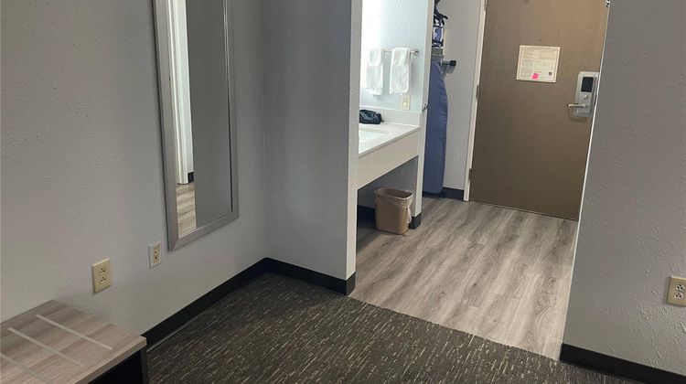 Quality Suites Abilene Mall Area Suite
