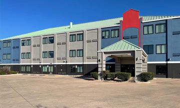 Quality Suites Abilene Mall Area
