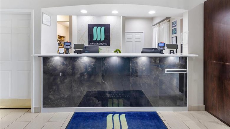<b>MainStay Suites Lobby</b>. Images powered by <a href="https://iceportal.shijigroup.com/" title="IcePortal" target="_blank">IcePortal</a>.