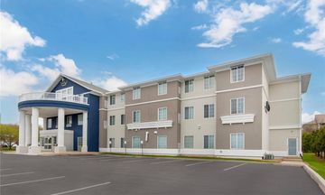 MainStay Suites