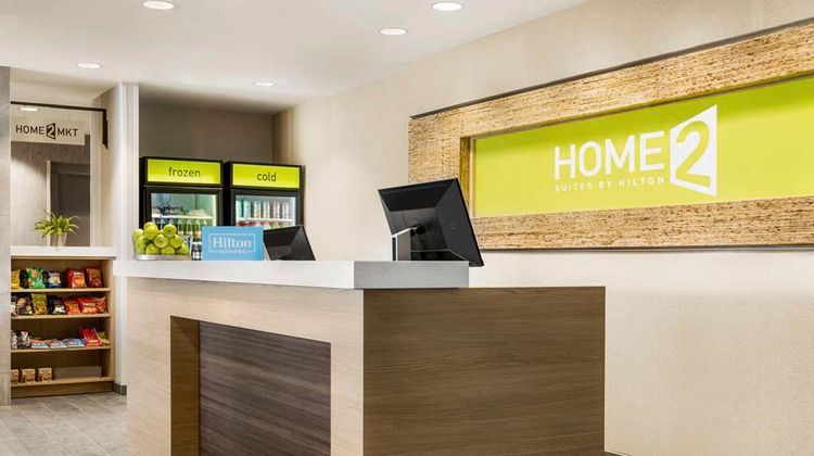 Home2 Suites by Hilton I-25 Central Lobby