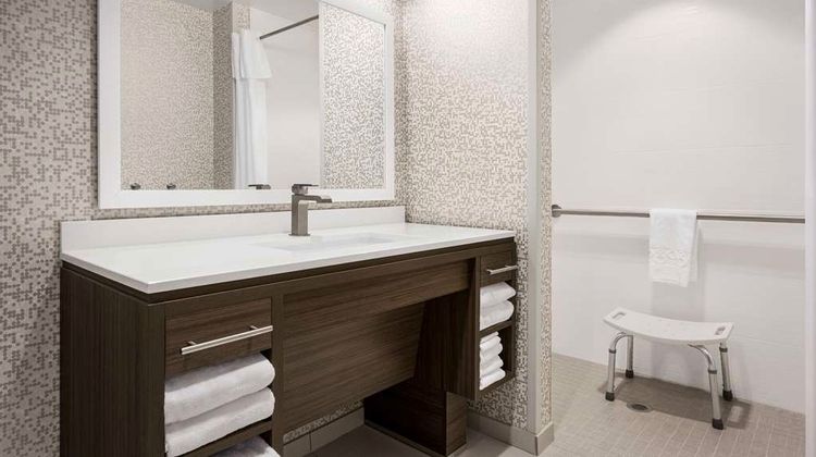 Home2 Suites by Hilton I-25 Central Room