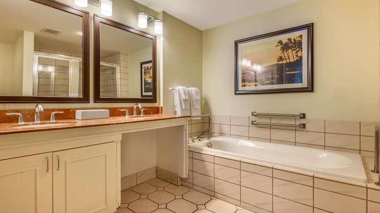 <b>Hilton Vacation Club The Point at Poipu Room</b>. Images powered by <a href="https://iceportal.shijigroup.com/" title="IcePortal" target="_blank">IcePortal</a>.