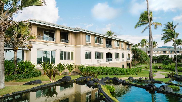 Hilton Vacation Club The Point at Poipu Exterior