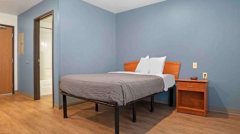 <b>Extended Stay America Select Room</b>. Images powered by <a href="https://iceportal.shijigroup.com/" title="IcePortal" target="_blank">IcePortal</a>.