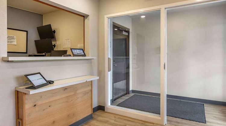 Extended Stay America Select Wichita N Lobby