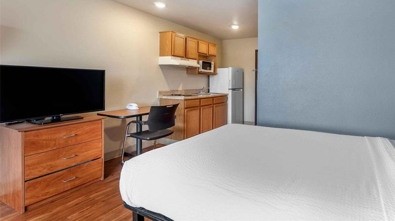 <b>Extended Stay America Select Wichita N Room</b>. Images powered by <a href="https://iceportal.shijigroup.com/" title="IcePortal" target="_blank">IcePortal</a>.