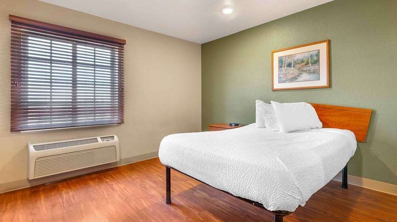 <b>Extended Stay America Select Wilmington Room</b>. Images powered by <a href="https://iceportal.shijigroup.com/" title="IcePortal" target="_blank">IcePortal</a>.