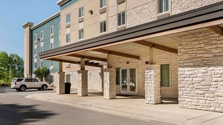 <b>Extended Stay Suites Charlotte Matthews Exterior</b>. Images powered by <a href="https://iceportal.shijigroup.com/" title="IcePortal" target="_blank">IcePortal</a>.