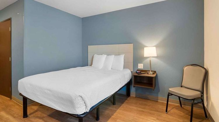 Extended Stay Suites Charlotte Matthews Room