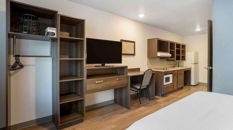 Extended Stay Suites Charlotte Matthews Room