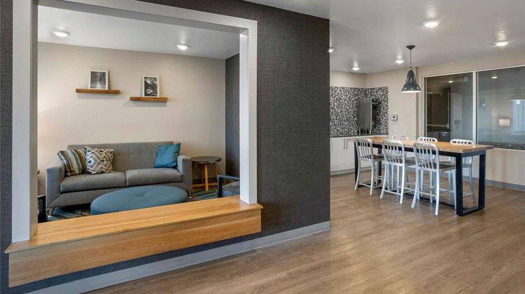 Extended Stay America Lobby