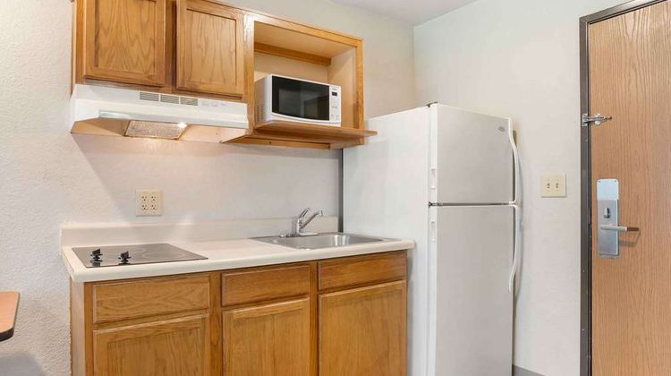 Extended Stay America Select Montgomery Room