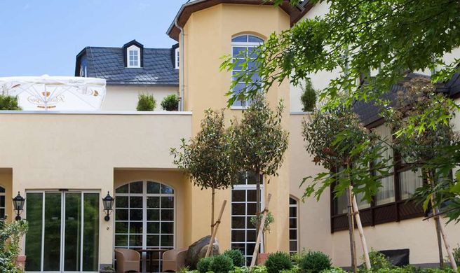 Ringhotel Nassau-Oranien Exterior
