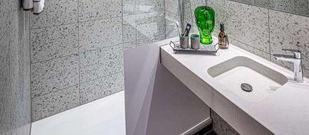 LOGINN Hotel Berlin Airport Room