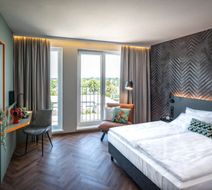 LOGINN Hotel Berlin Airport Room