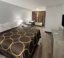 Super 8 by Wyndham Pigeon Forge Downtown Room