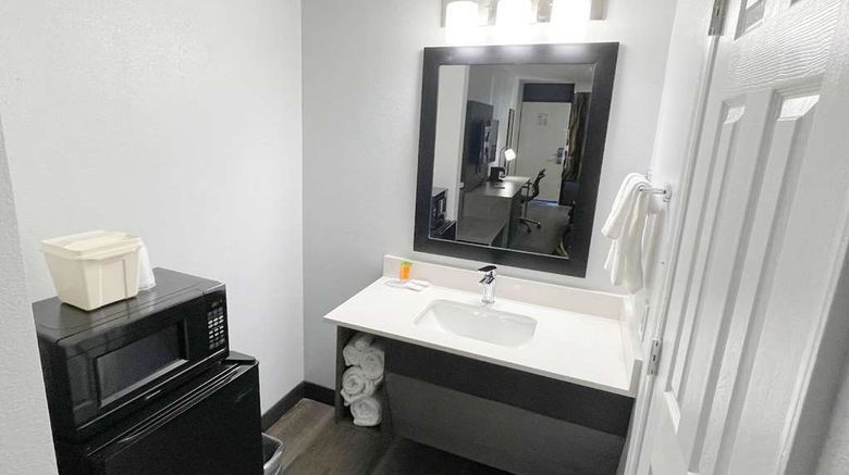 <b>Super 8 by Wyndham Pigeon Forge Downtown Room</b>. Images powered by <a href="https://iceportal.shijigroup.com/" title="IcePortal" target="_blank">IcePortal</a>.