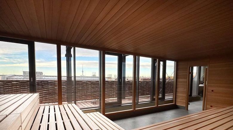 <b>sly Berlin Spa</b>. Images powered by <a href="https://iceportal.shijigroup.com/" title="IcePortal" target="_blank">IcePortal</a>.
