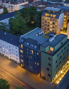 sly Berlin