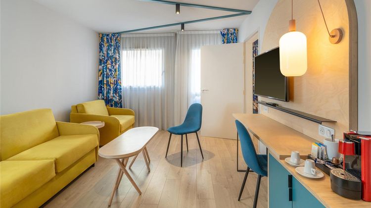 Urban Hotel Suite