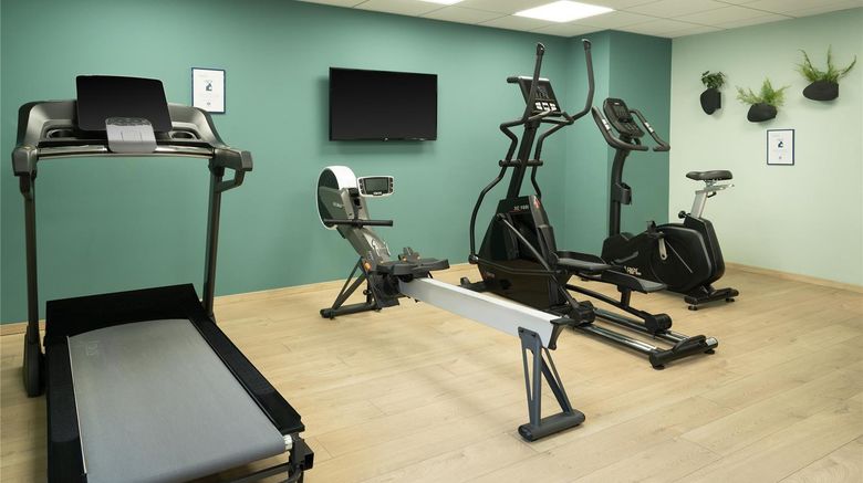 <b>Urban Hotel Health</b>. Images powered by <a href="https://iceportal.shijigroup.com/" title="IcePortal" target="_blank">IcePortal</a>.