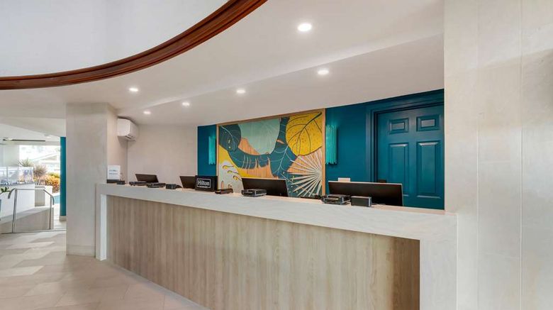 <b>Hilton Vacation Club Royal Palm Lobby</b>. Images powered by <a href="https://iceportal.shijigroup.com/" title="IcePortal" target="_blank">IcePortal</a>.