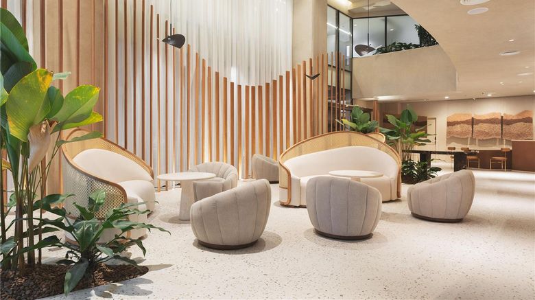 Qoya Hotel Curitiba-Curio Coll by Hilton Lobby. Images powered by <a href="https://iceportal.shijigroup.com" target="_blank" rel="noopener">Ice Portal</a>.
